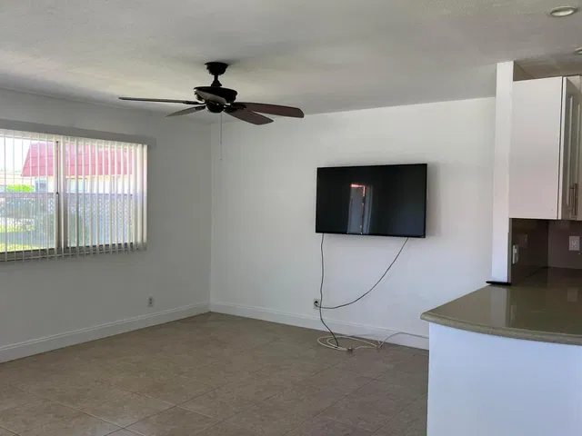  Unit 254 photo 10