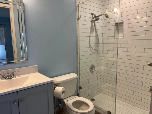  Unit 254 photo 23