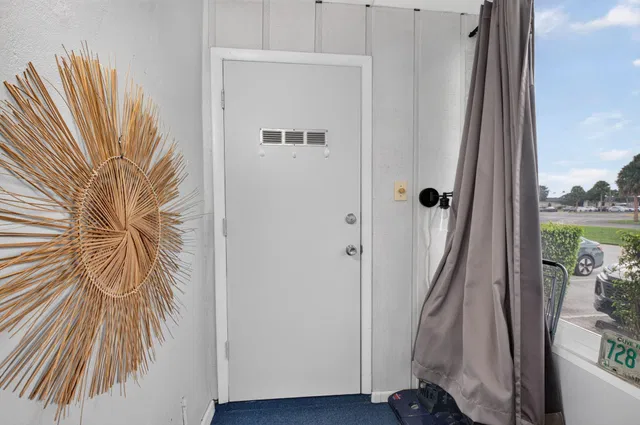 Residence photo 14