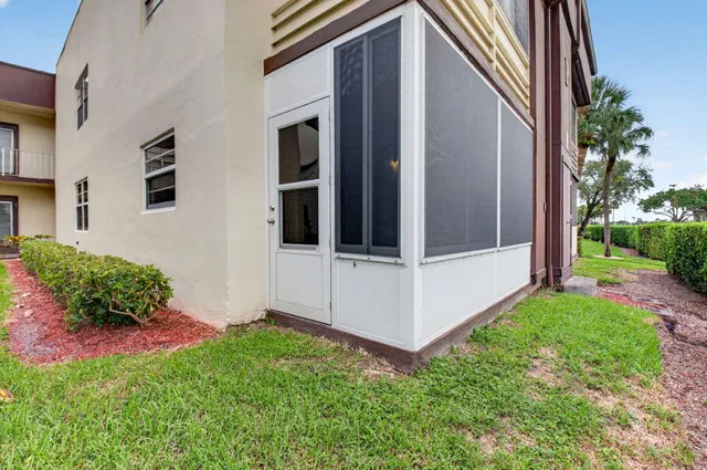 Residence photo 15