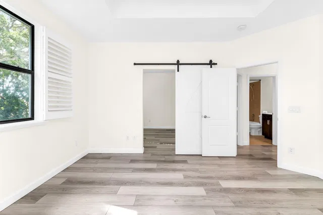  Residence photo 21