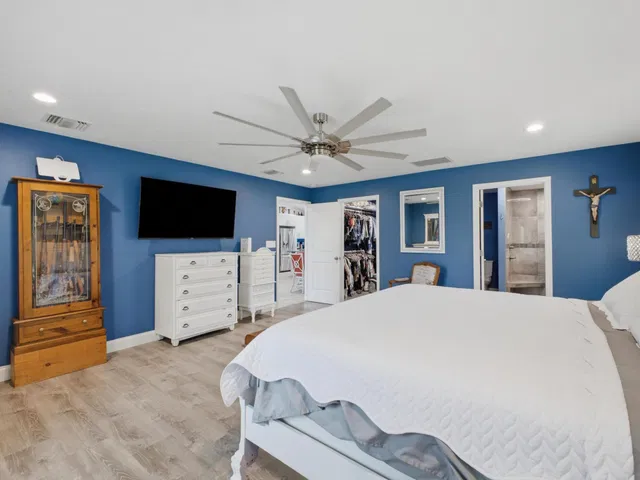 Residence photo 19