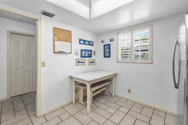  Unit 204 photo 7