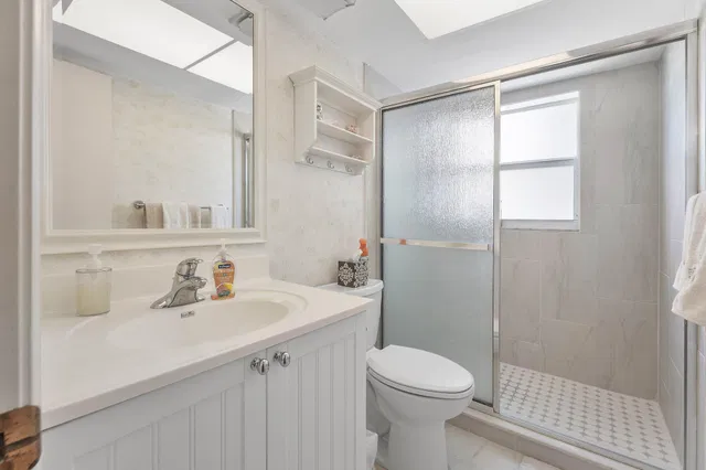  Unit 204 photo 23