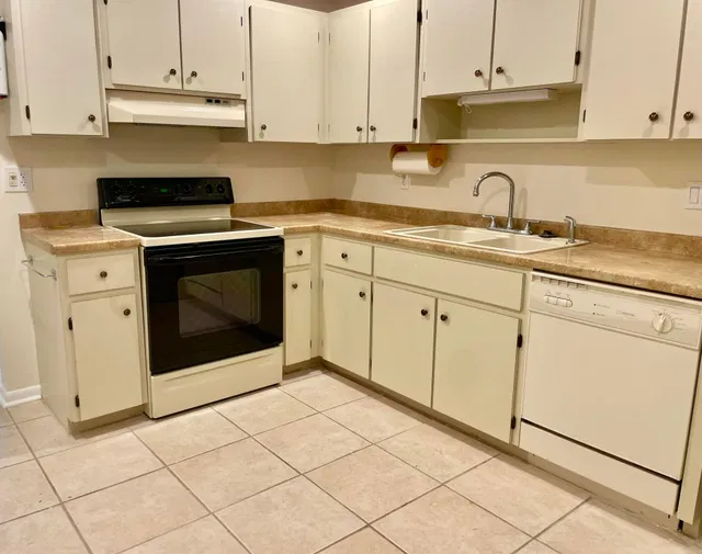  Residence photo 4