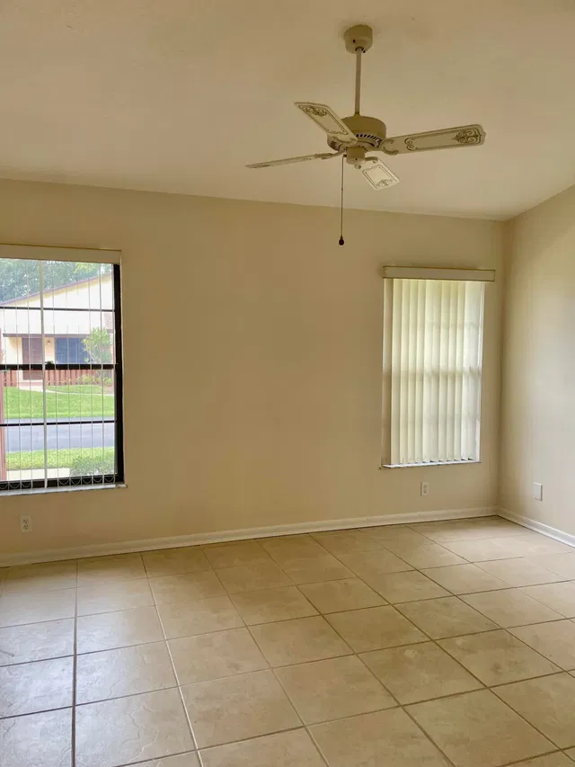 Residence photo 6