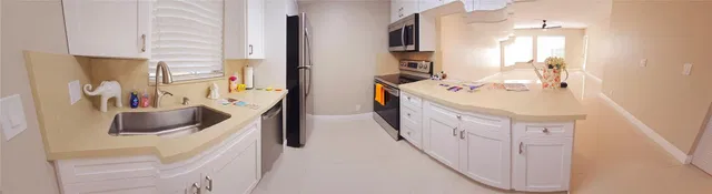 Unit H photo 4