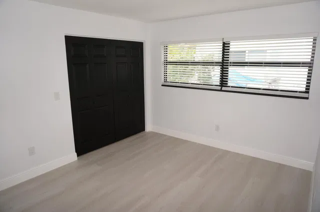West Palm Beach Residence photo 14