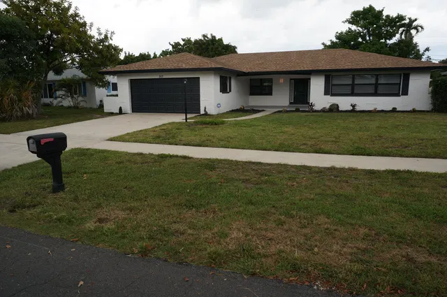 West Palm Beach Residence photo 26