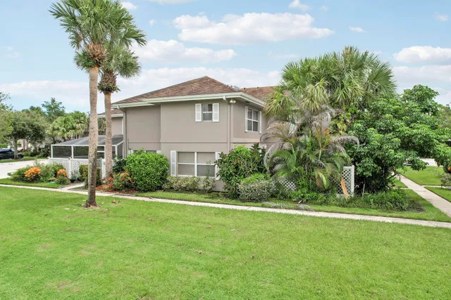  Residence photo 27