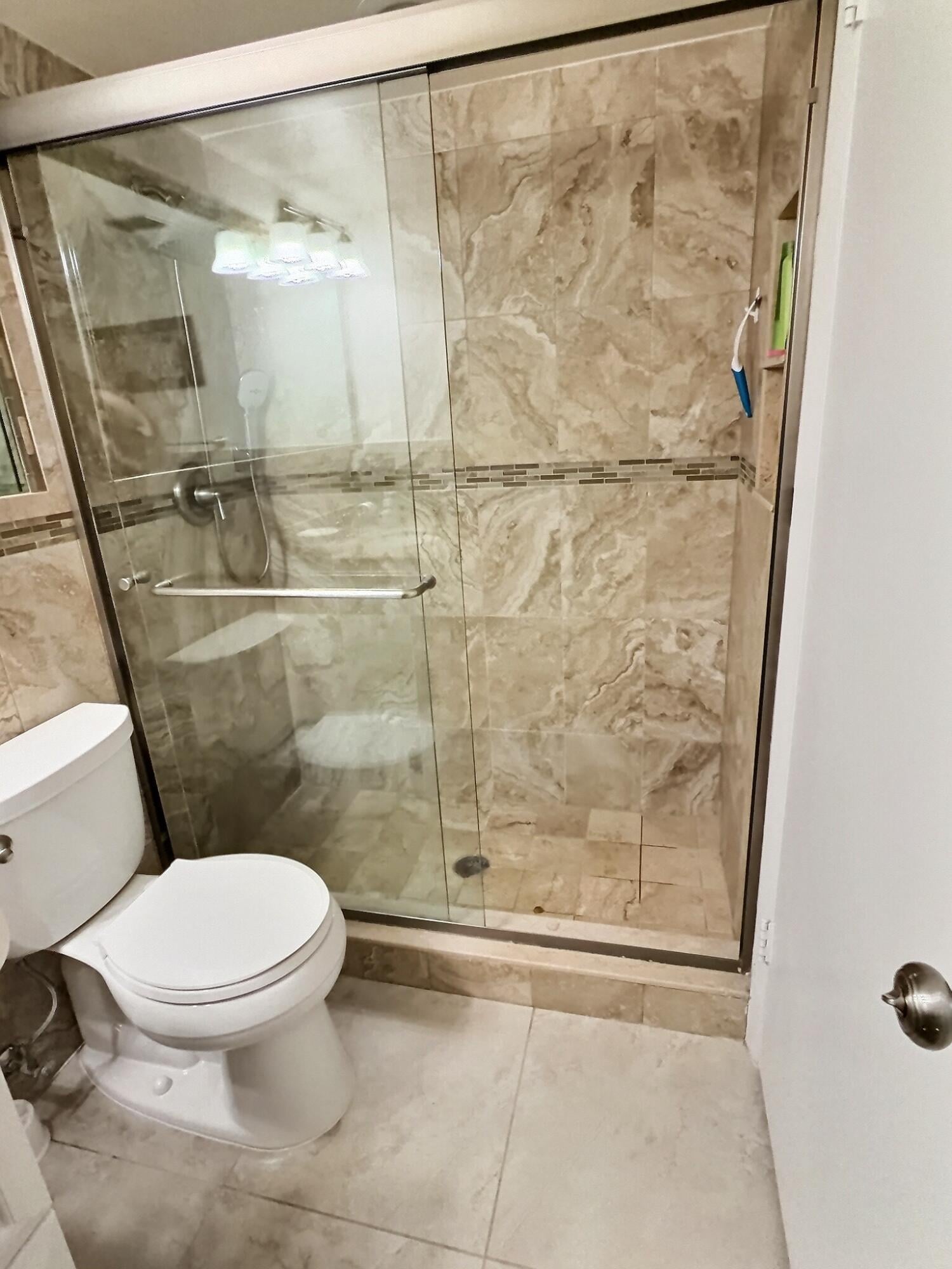 Unit B-1 photo 16