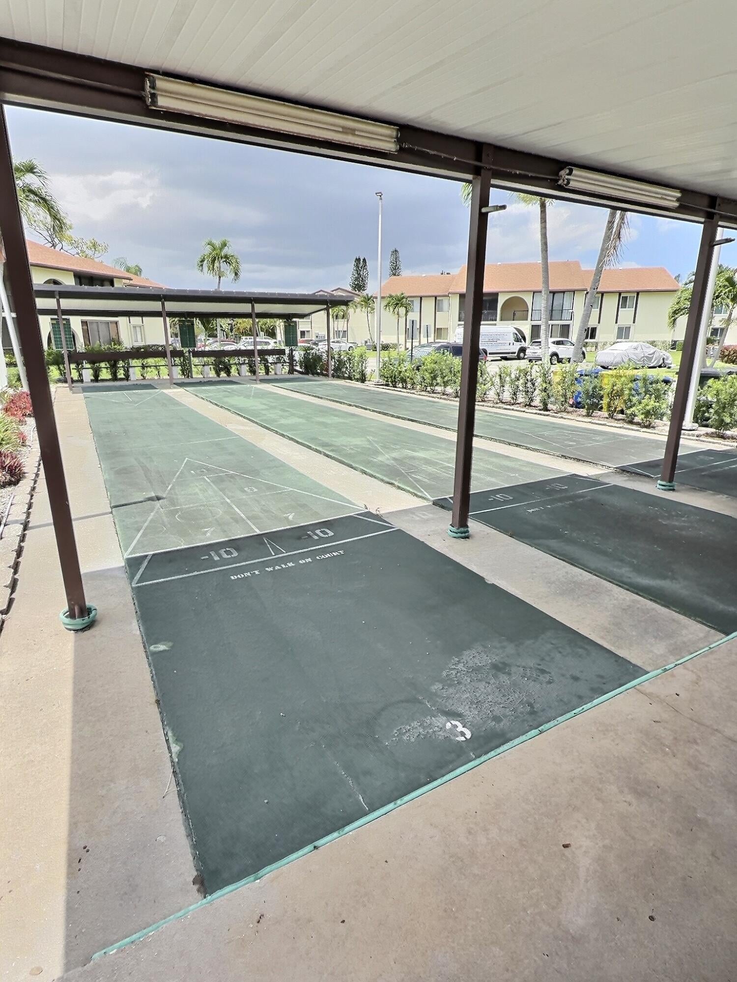 Unit B-1 photo 24