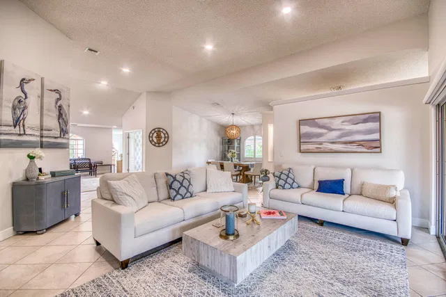 PGA National Palm Beach Gardens Residence photo 11