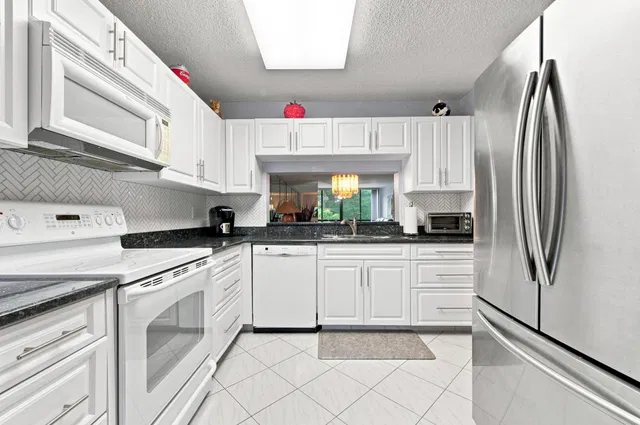 Residence photo 7