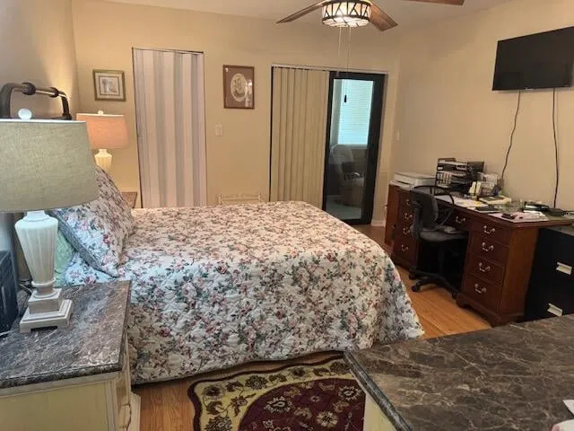  Unit 115 photo 14