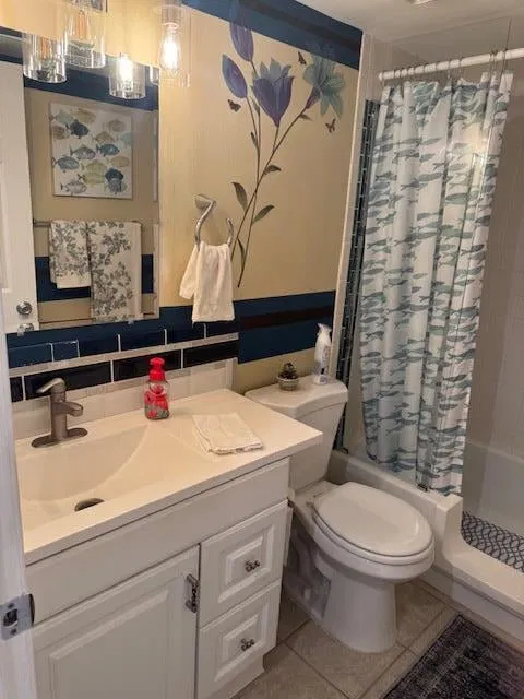  Unit 115 photo 18
