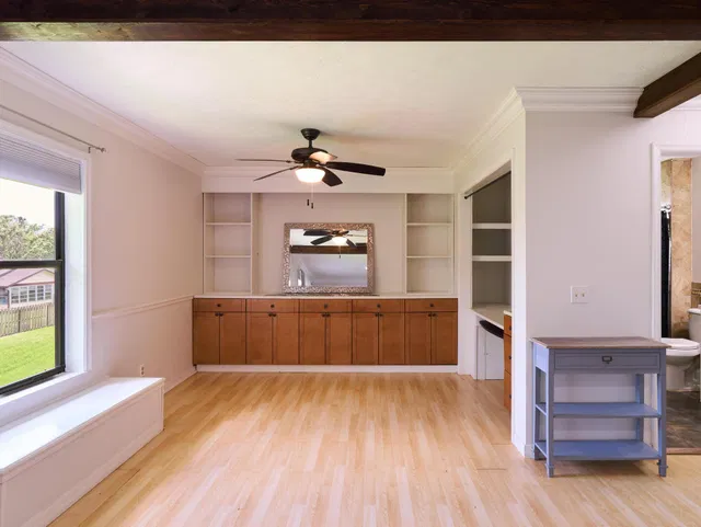  Unit 204 photo 5
