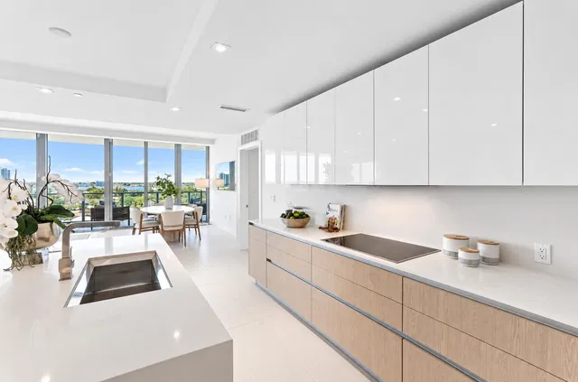 Amrit Ocean Resort & Residences Unit P-701 photo 4