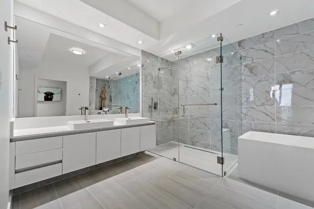 Amrit Ocean Resort & Residences Unit P-701 photo 11