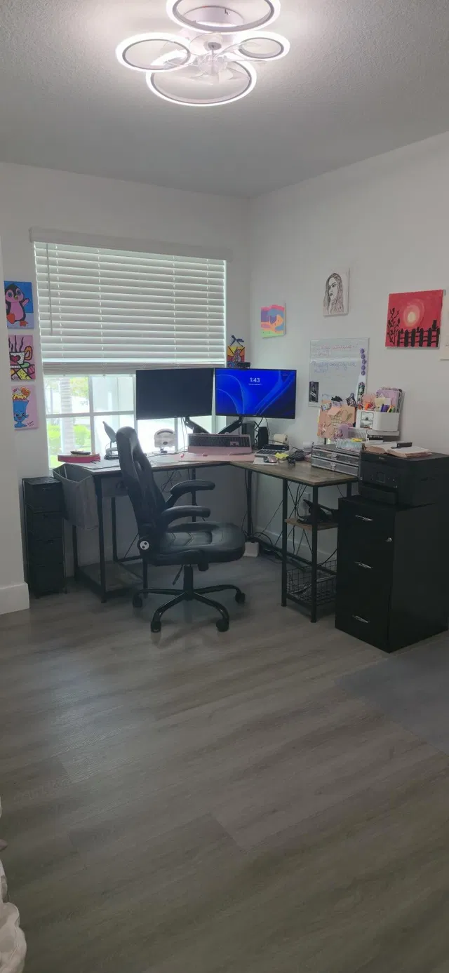 Residence photo 19