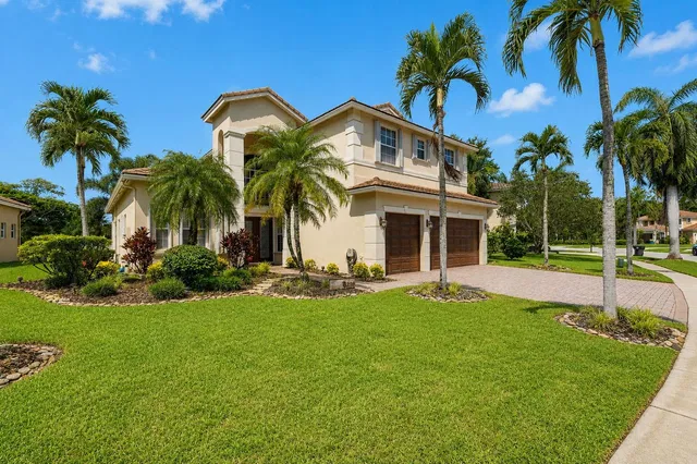 Residence photo 3