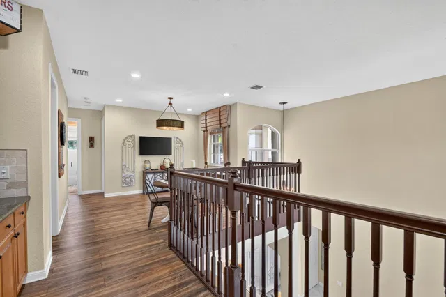 Residence photo 36
