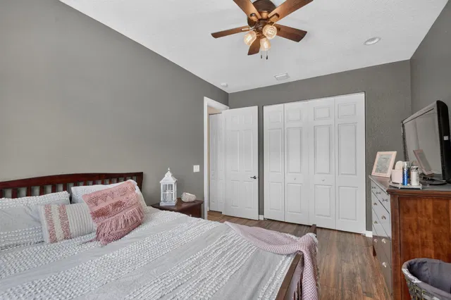 Residence photo 43
