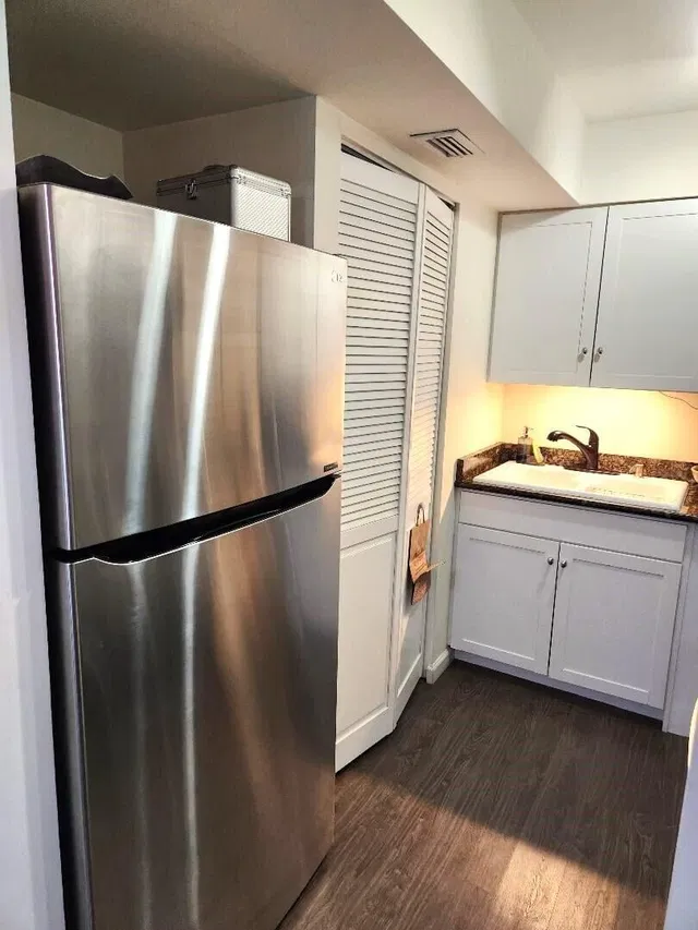  Unit C8 photo 10