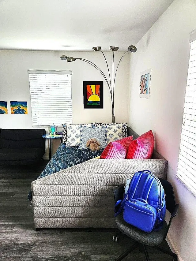  Unit C8 photo 17