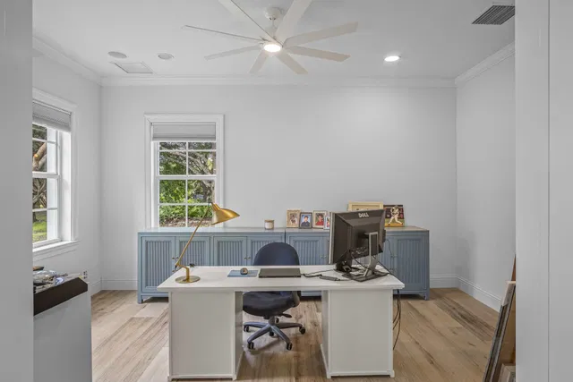Residence photo 71