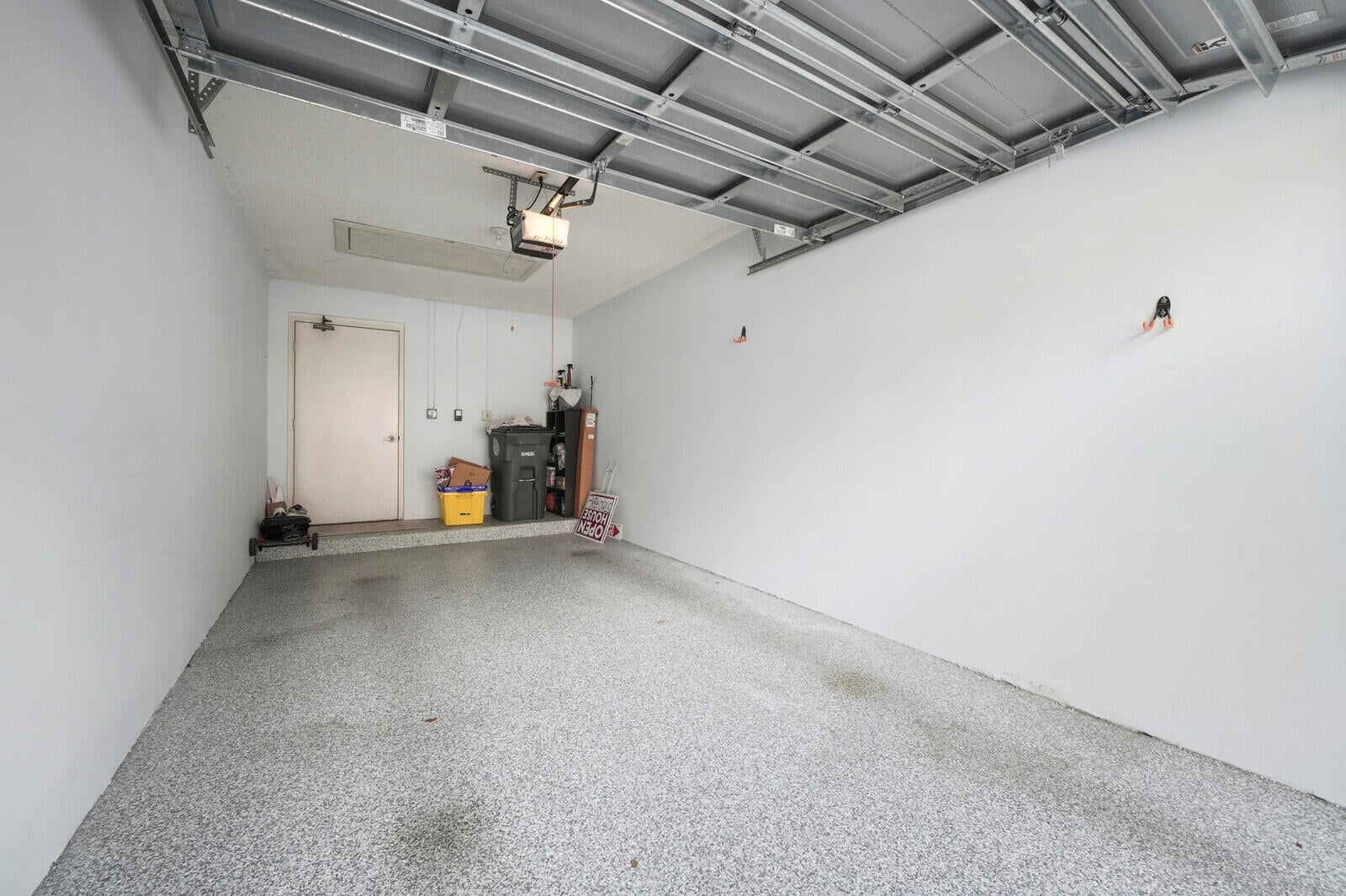 Unit C photo 26