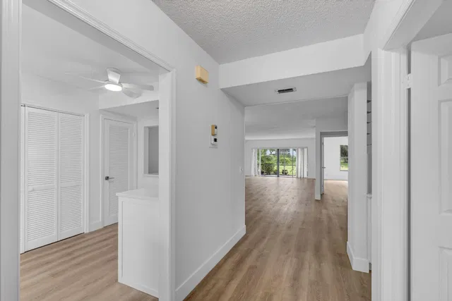Unit 104J photo 12