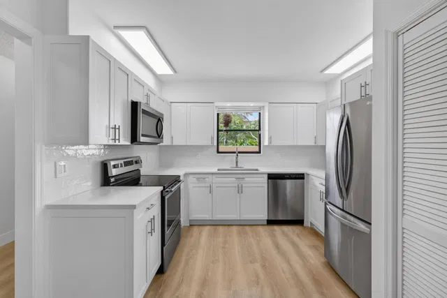 Unit 104J photo 15