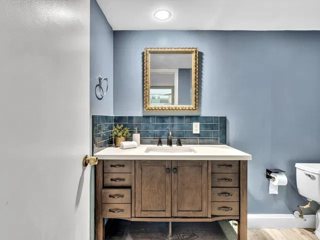  Unit 38B photo 41