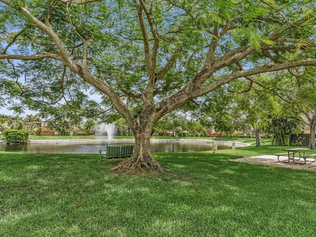  Unit 38B photo 50