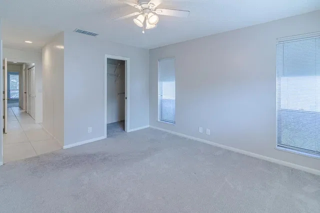  Residence photo 16