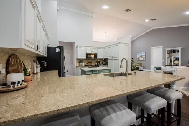 Residence photo 15