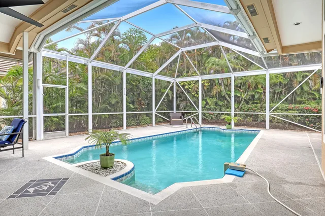 PGA National Palm Beach Gardens Residence photo 37
