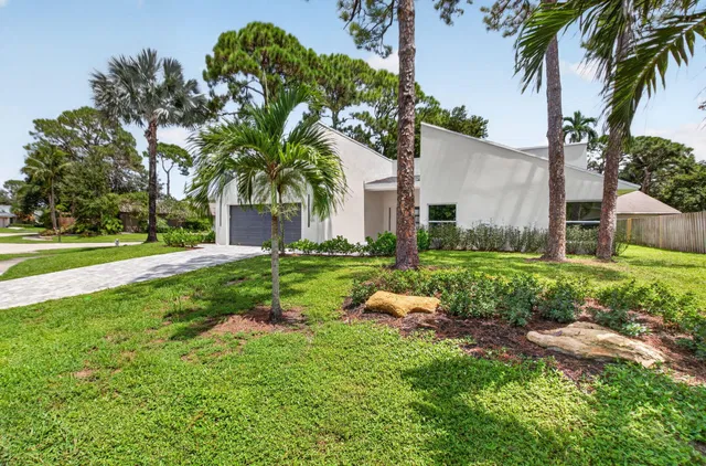 Residence photo 6