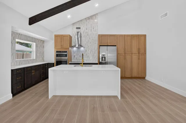 Residence photo 18