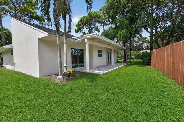 Residence photo 41