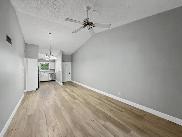 Unit 210 photo 3