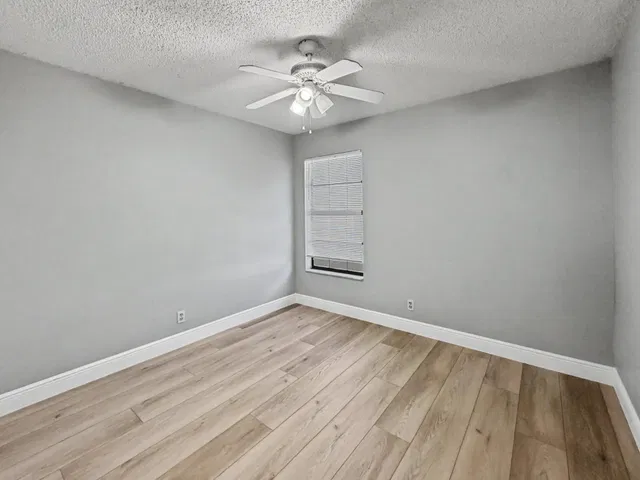 Unit 210 photo 6
