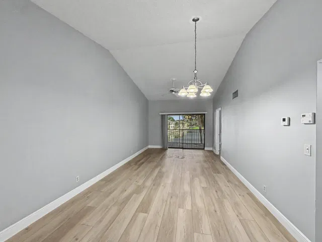 Unit 210 photo 9