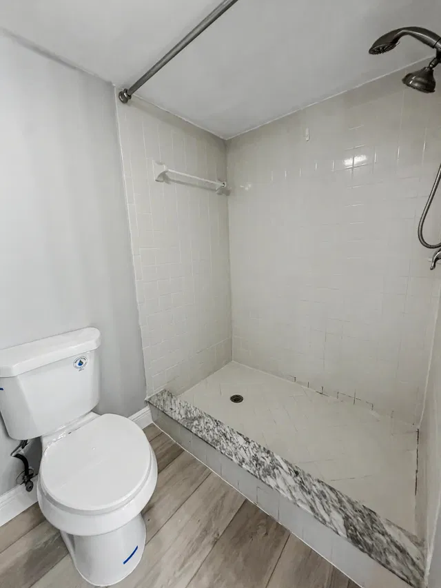Unit 210 photo 13