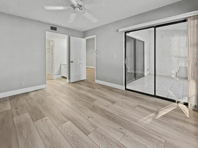 Unit 210 photo 15