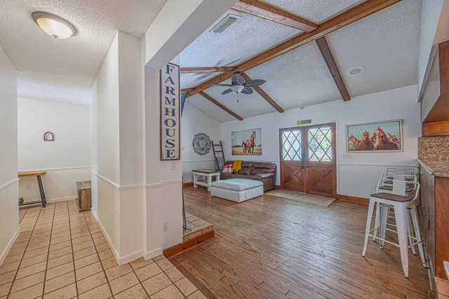Residence photo 10