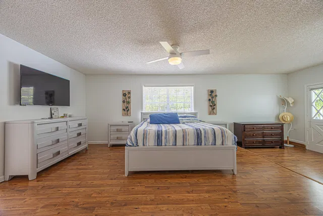 Residence photo 14