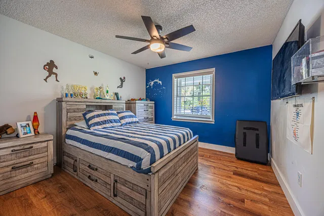 Residence photo 17