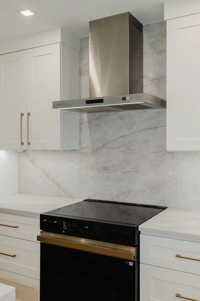 Unit 103 photo 16